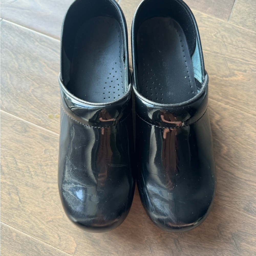 Sanita Black Women Clogs - Picture 3 of 8